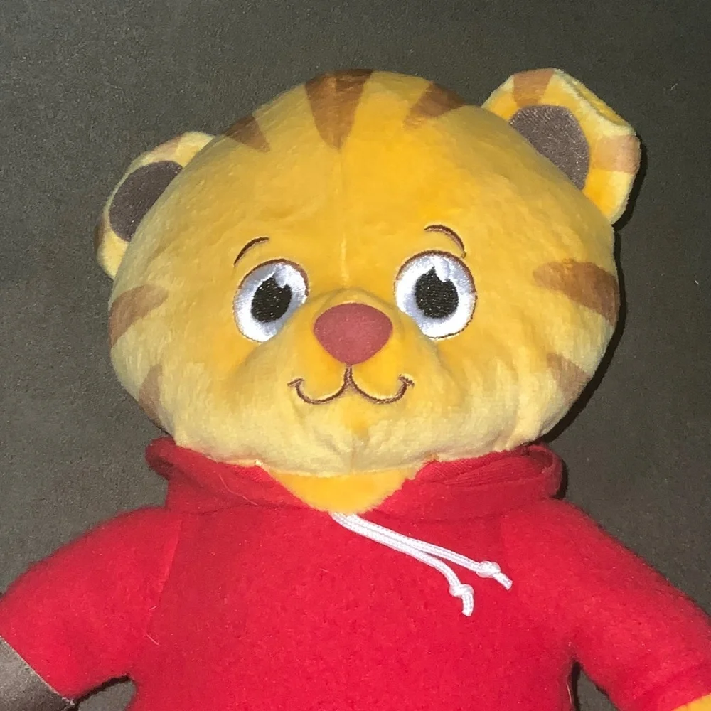 Kohls Cares Daniel’s Neighborhood Tiger Plush Stuffed Animal Mr Rogers